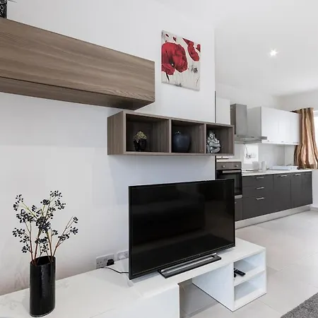 아파트 Spacious, Beautiful Penthouse With Bbq By 360 Estates