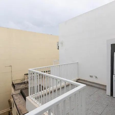 Spacious, Beautiful Penthouse With Bbq By 360 Estates 아파트 Tal Guardamangia