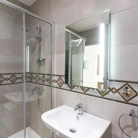 Spacious, Beautiful Penthouse With Bbq By 360 Estates * Tal Guardamangia